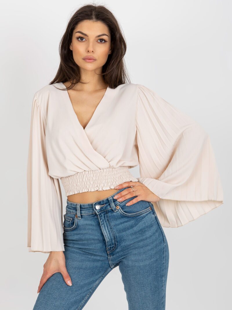 Beżowa bluzka wizytowa z szerokimi plisowanymi rękawami